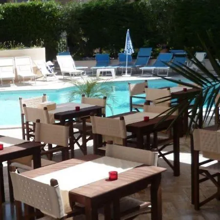 Restaurant De La 3*